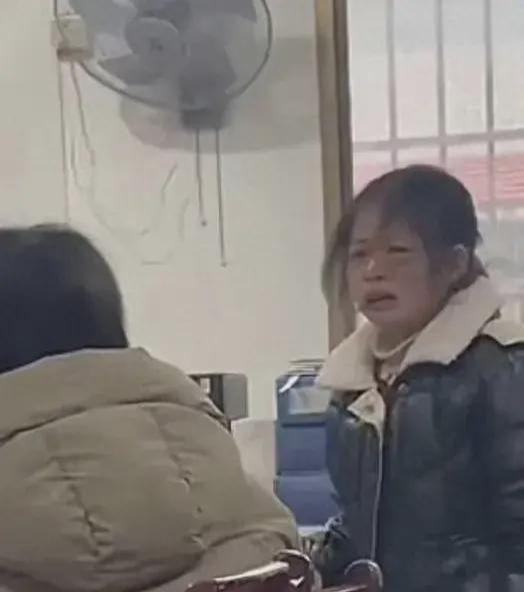 西宁女家长吃瓜视频,揭秘网络舆论背后的真相