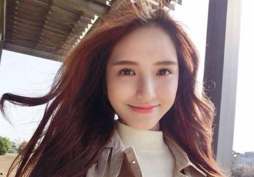 陈祎吃瓜校花视频在线,校园风云再起，青春校园生活大揭秘